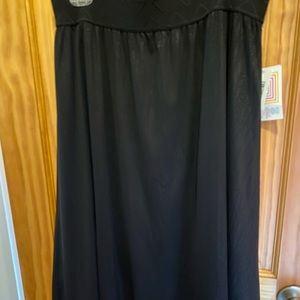 LulaRoe Lola skirt